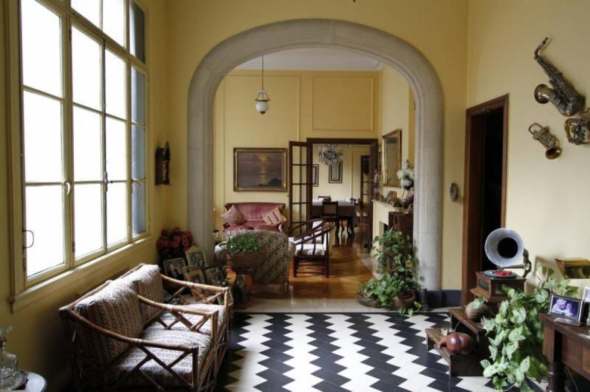 4 bedrooms Apartment in Buenos Aires, Argentina No. 75611