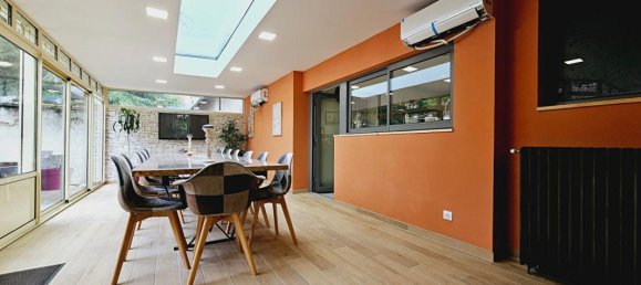 5 bedrooms House in Levet, France No. 242141 6