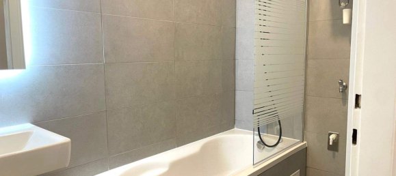 2-salle Appartement à Vienna, Austria No. 242582 5