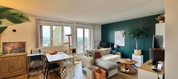 2 chambres Appartement à Le Raincy, France No. 169910 2