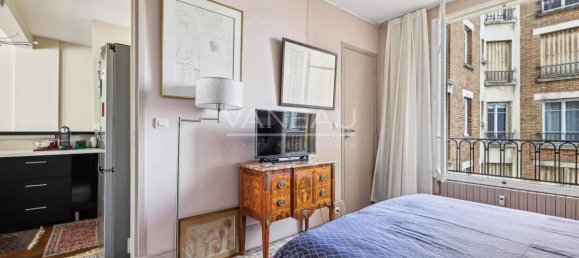 2 bedrooms Apartment in Paris, France No. 171732 17