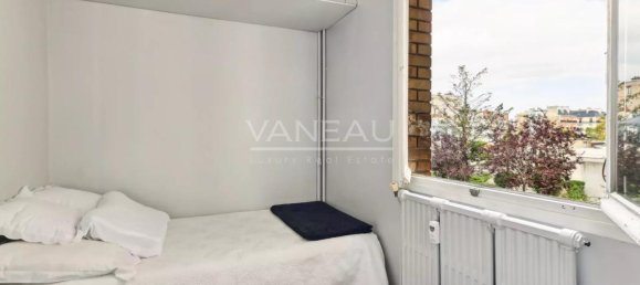 2 bedrooms Apartment in Paris, France No. 171732 11