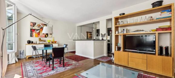 2 bedrooms Apartment in Paris, France No. 171732 3