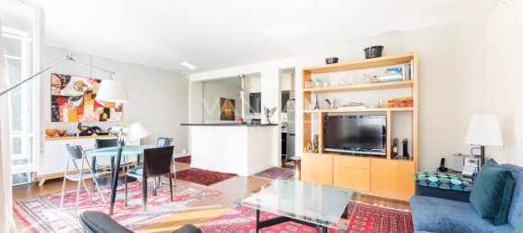 2 bedrooms Apartment in Paris, France No. 171732 2