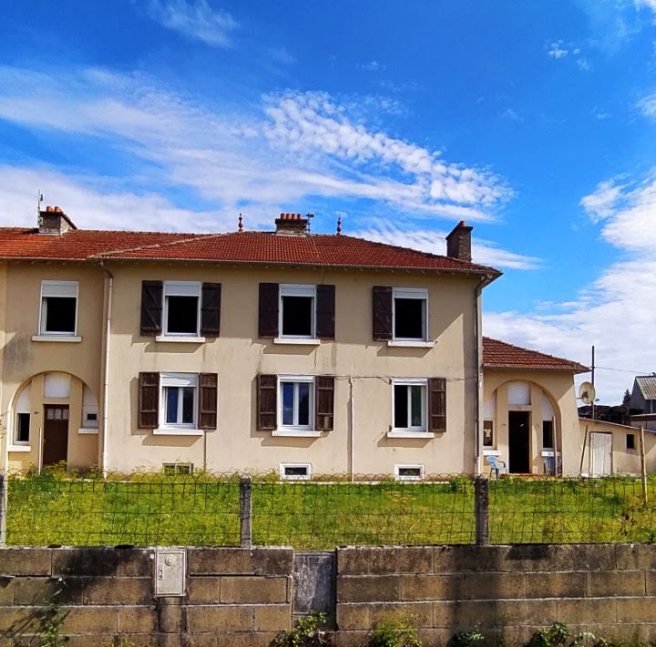 4 chambres Maison à Givet, France No. 222503