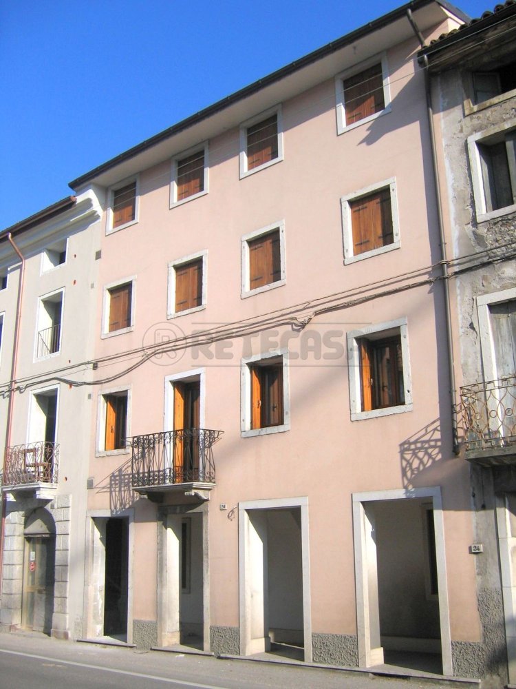  مكتب في Valdagno, Italy 102متر مربع رقم 54809