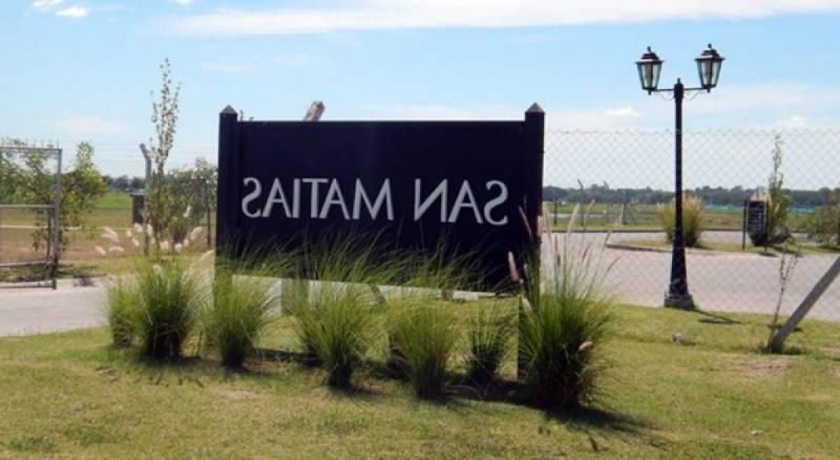  قطعة أرض في Escobar, Argentina رقم 115652