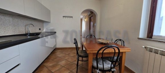4 Schlafzimmer Doppelhaus in Angera, Italy, Nr. 361312 26