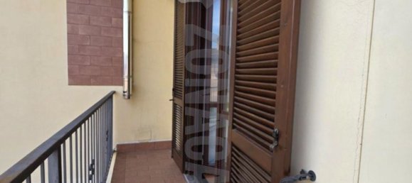 4 Schlafzimmer Doppelhaus in Angera, Italy, Nr. 361312 41