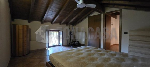 4 Schlafzimmer Doppelhaus in Angera, Italy, Nr. 361312 45
