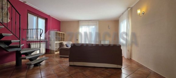 4 Schlafzimmer Doppelhaus in Angera, Italy, Nr. 361312 9