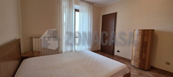 4 Schlafzimmer Doppelhaus in Angera, Italy, Nr. 361312 40