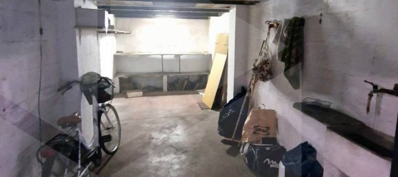 1-salle Garage à Rome, Italy No. 28386 5