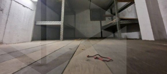 1-salle Garage à Rome, Italy No. 28386 8