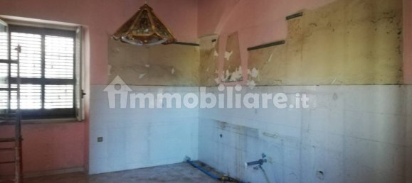 5 rooms Building in Curti, Italy No. 148308 2