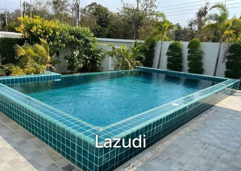 4 غرف نوم مقهى / مطعم في Bang Lamung, Thailand رقم 15881