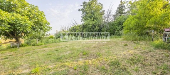 2887m² Land in Corridonia, Italy No. 264769 10