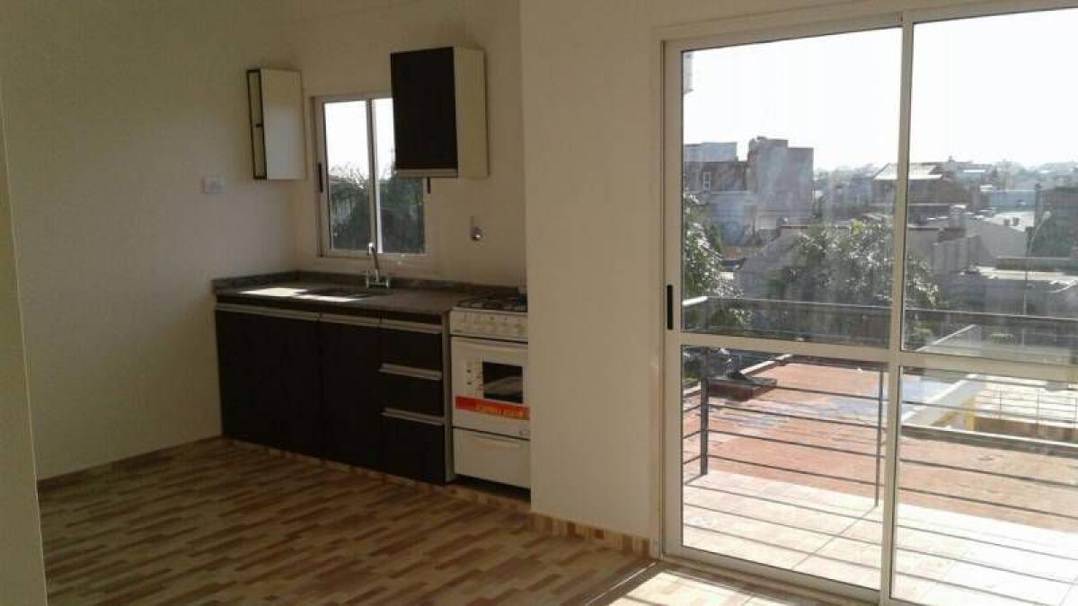 Studio in Bermudez, Argentina, Nr. 11469