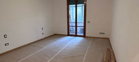 4 bedrooms Apartment in Florence, Italy No. 322921 7