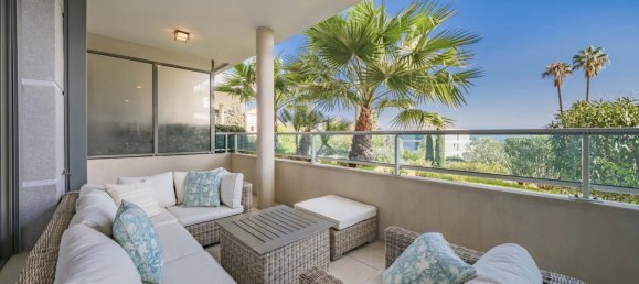 2 bedrooms Apartment in Antibes, France No. 1736 2