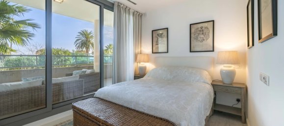 2 bedrooms Apartment in Antibes, France No. 1736 6