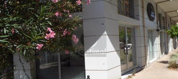 11-Zimmer Gewerbliche Immobilie in Menton, France, Nr. 342904 3