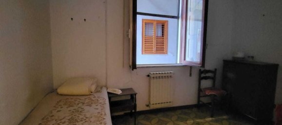 4 bedrooms Apartment in Belpasso, Italy No. 327384 9
