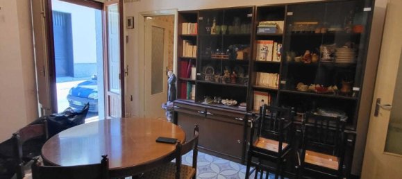 4 bedrooms Apartment in Belpasso, Italy No. 327384 4