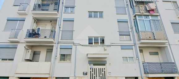 4-Zimmer Wohnung in Bari, Italy, Nr. 235205 5
