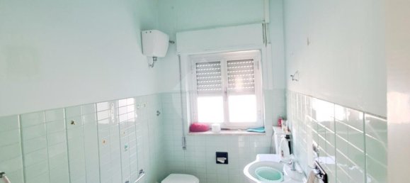 4-Zimmer Wohnung in Bari, Italy, Nr. 235205 3