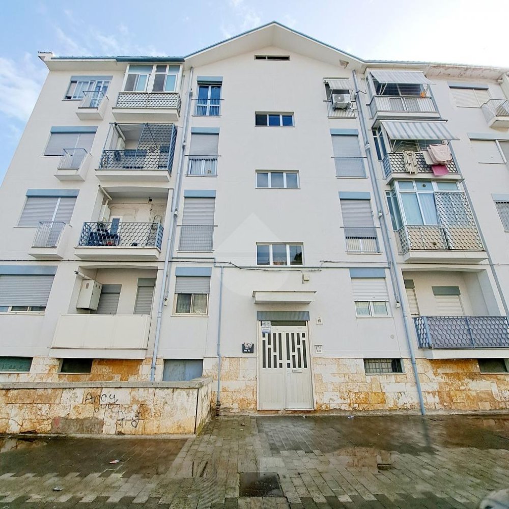 4-Zimmer Wohnung in Bari, Italy, Nr. 235205