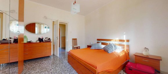 Apartamento de 2 dormitorios en Bari, Italy No. 353240 11