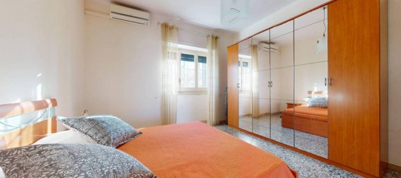 Apartamento de 2 dormitorios en Bari, Italy No. 353240 14