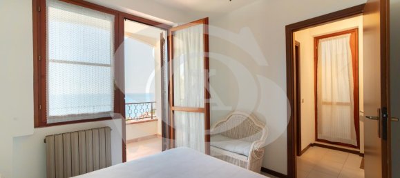 2-salle Appartement à Ospedaletti, Italy No. 40209 21