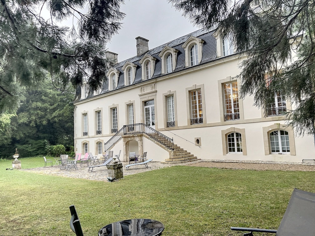 26 bedrooms Castles in Bonneval, France No. 264937