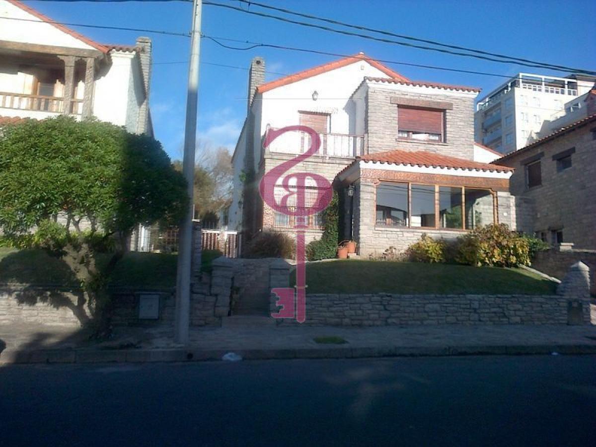 4 Schlafzimmer Haus in Mar del Plata, Argentina, Nr. 91002