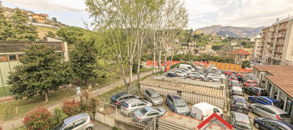 5-Zimmer Wohnung in Genoa, Italy, Nr. 16438 26