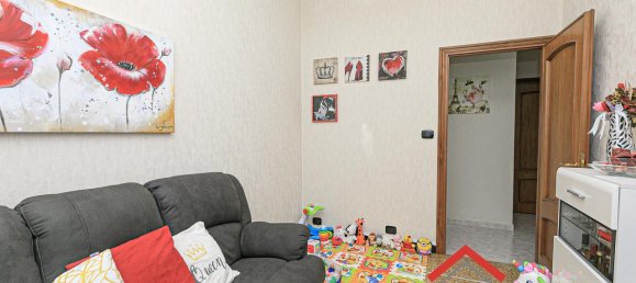 5-Zimmer Wohnung in Genoa, Italy, Nr. 16438 14