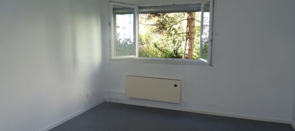 Apartamento de 2 dormitorios en Vandoeuvre-les-Nancy, France No. 214571 4