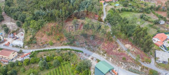 Grundstück in Parada de Bouro, Portugal 6500m², Nr. 38351 2