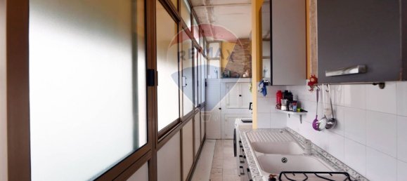 4 rooms Apartment in Triggiano, Italy No. 86884 9