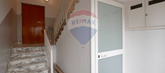 4 rooms Apartment in Triggiano, Italy No. 86884 3