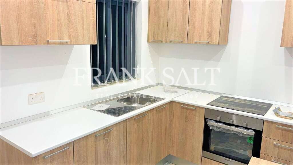 Квартира с 1 спальней в Та-Шбиш, Мальта № 4747