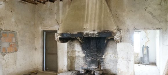 15 rooms House in Terranuova Bracciolini, Italy No. 90224 13