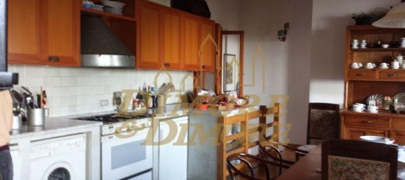 Дом с 3 комнатами в Капреццо, Италия № 102840 6