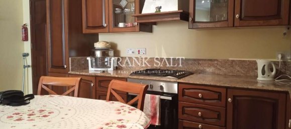 Apartamento de 3 dormitorios en Marsalforn, Malta No. 962 2