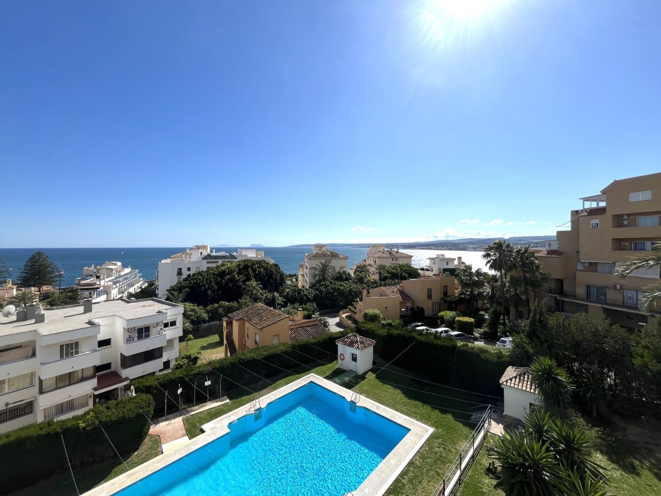Apartamento T3 em Estepona, Spain N.º 138336