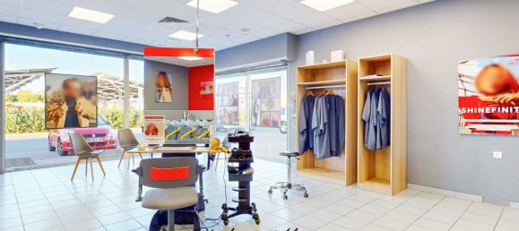 3 rooms Commercial property in Cabestany, France No. 200758 5