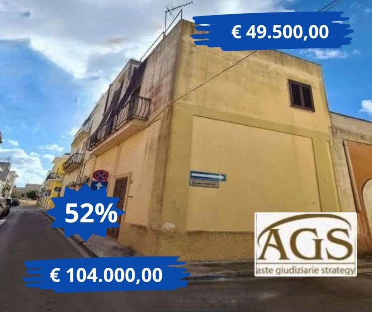 Casa de 7 dormitorios en Tricase, Italy No. 336855