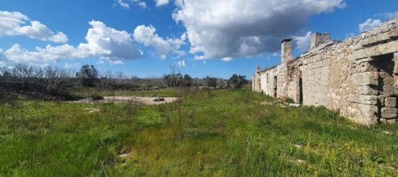 12 rooms House in Ruffano, Italy No. 231978 7